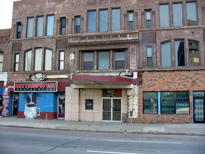 Garden Theatre - The Garden In 2002 Or So (newer photo)